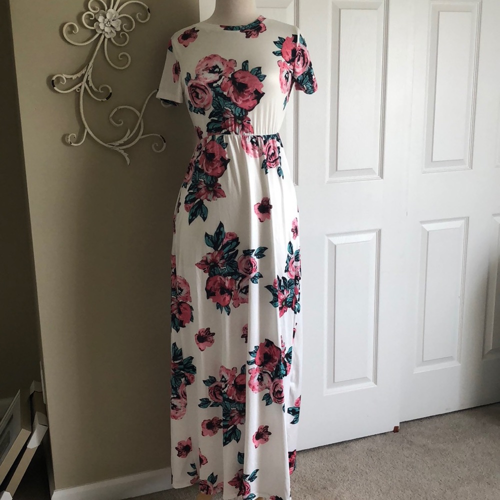 White & pink floral maxi dress with pockets NWOT - Picture 6 of 6